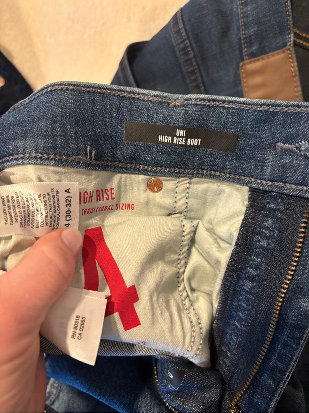 Bundle of 3 Jeans - madewell, express and Lucky - Picture 4 of 9